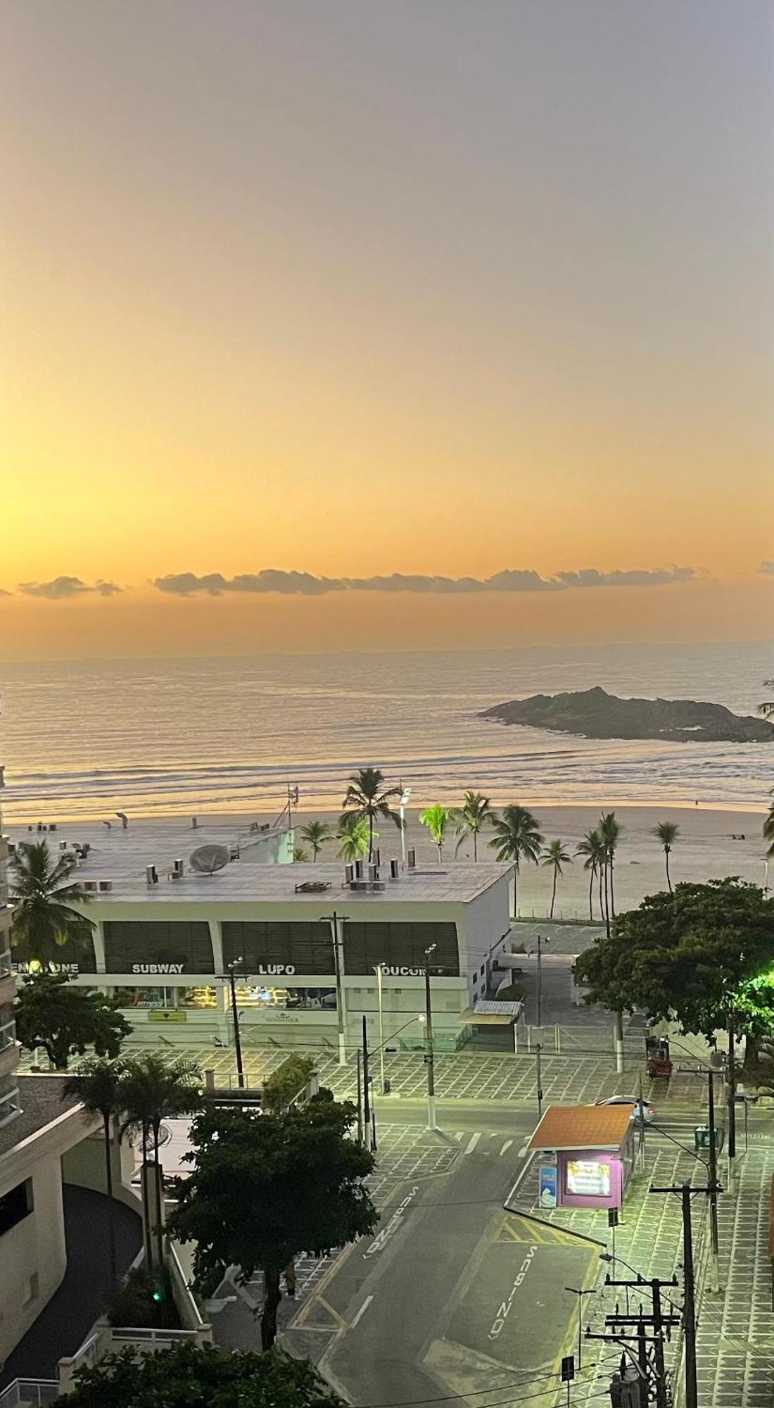 Apartment De Pitangueiras Pe Na Areia Vista O Mar